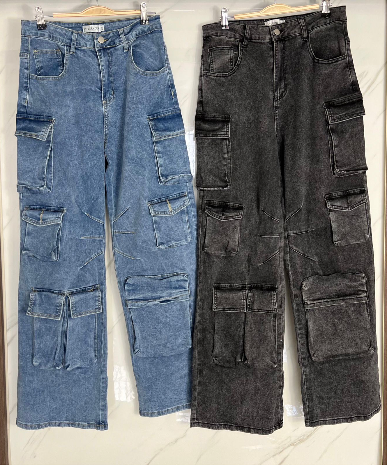 Pantalón cargo engomado